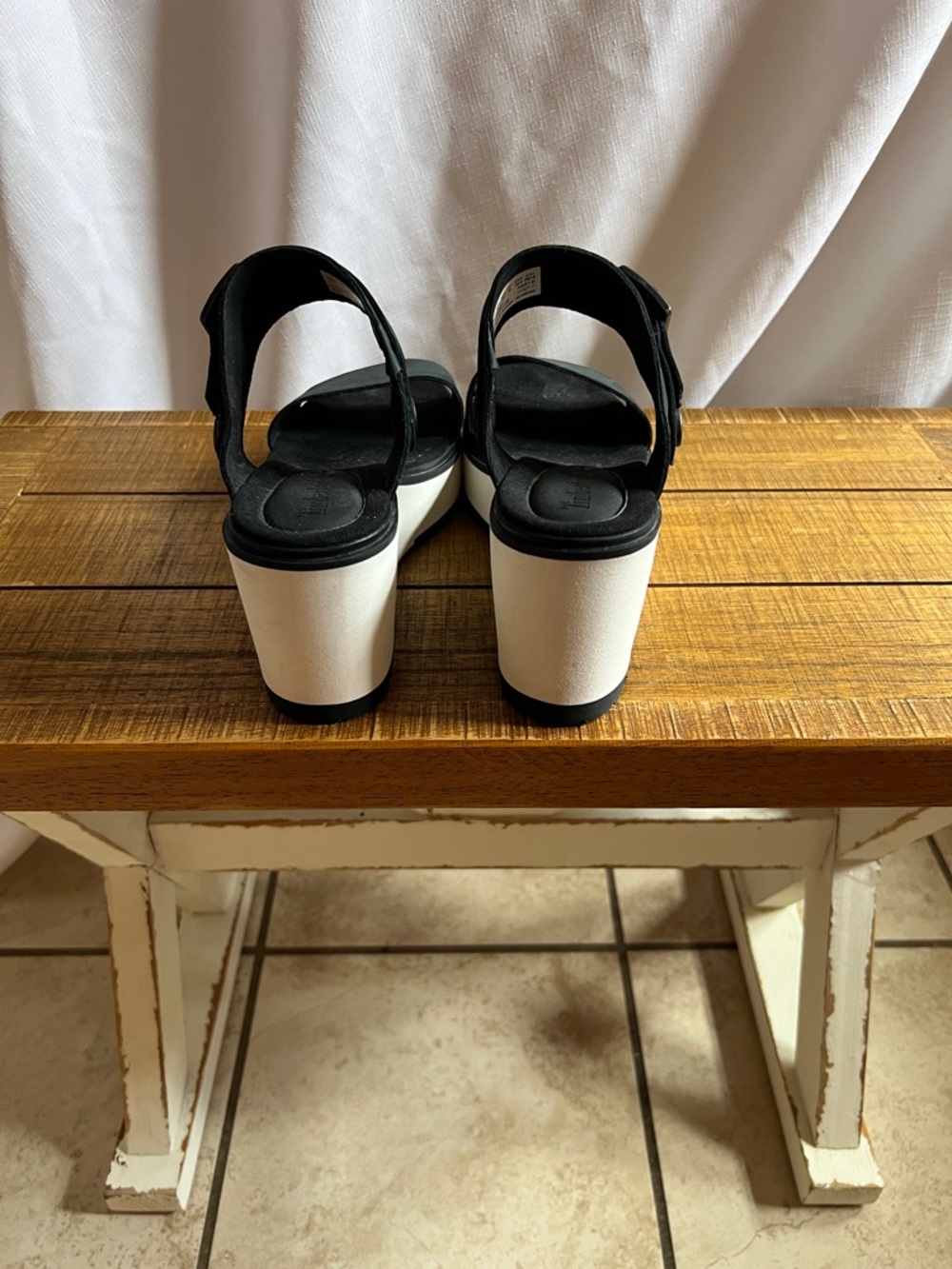 Timberland Black and White Platform Wedge Sandals - Picture 3 of 8